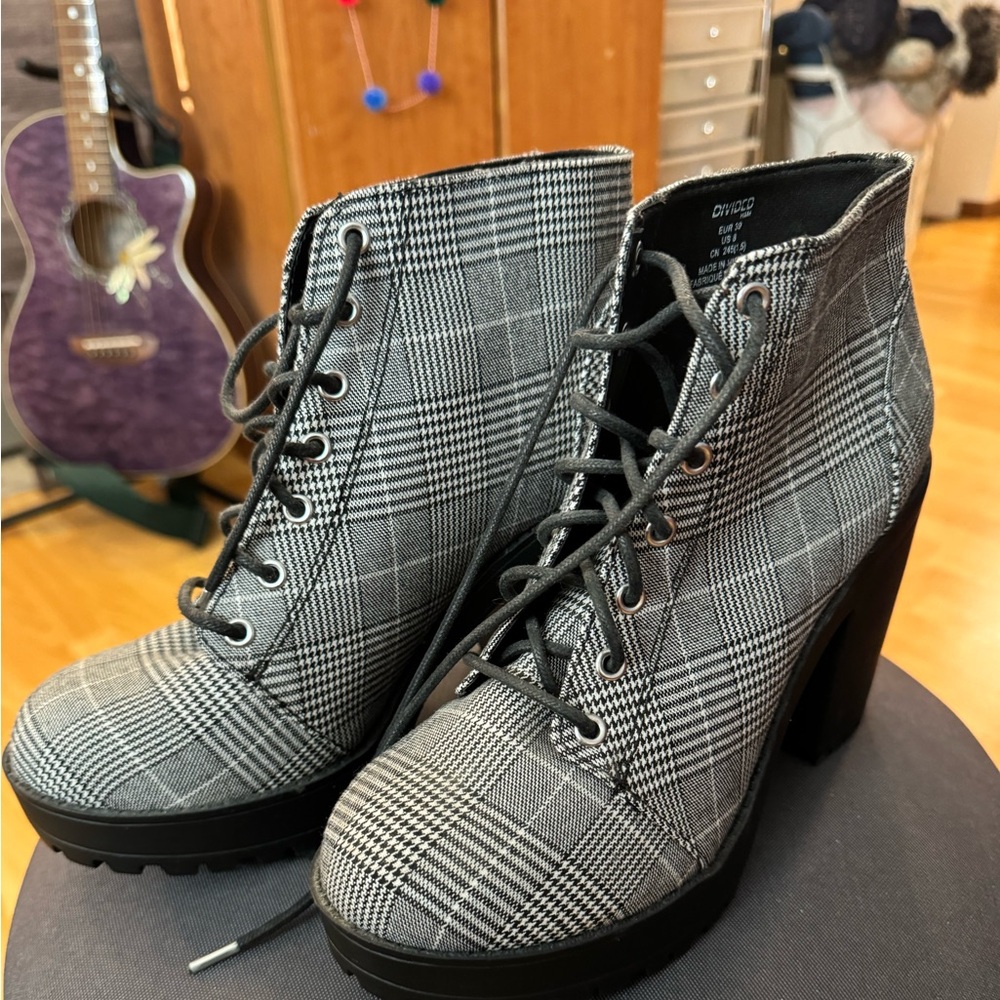 H&M Chunky Boots